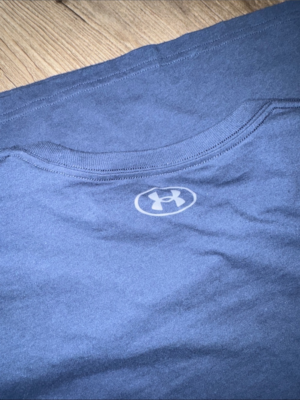Under Armour Navy Blue 'Protect This House' Minneapolis Graphic Tee. 2XL EUC! - Picture 3 of 3